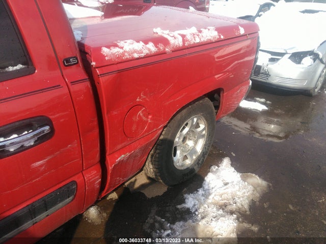2004 CHEVROLET SILVERADO 1500 LS VIN: 2GCEC13T441320117
