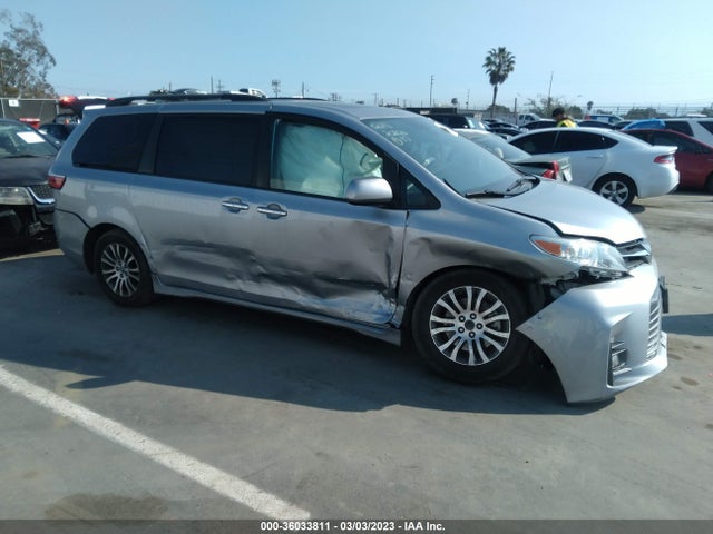 2018 5TDYZ3DC0JS915220 main image