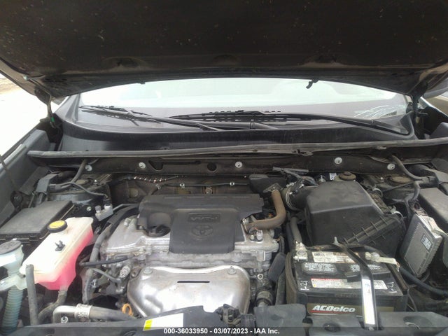 Toyota RAV4 LE 2017 2T3BFREV8HW591766 Image 11