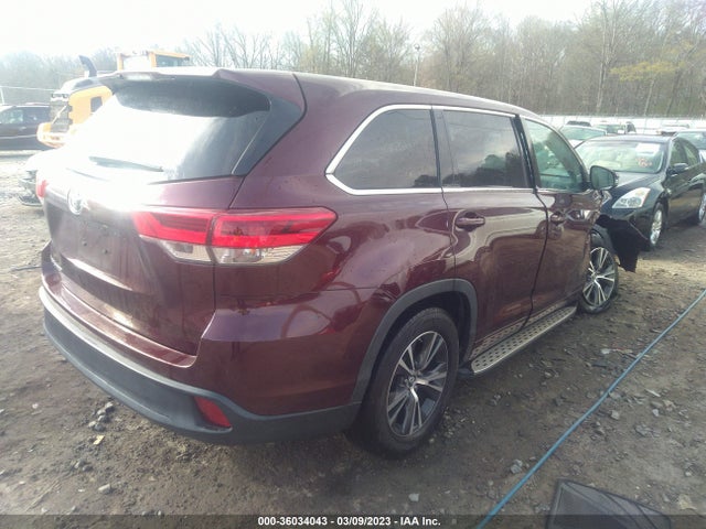 2018 TOYOTA HIGHLANDER LE VIN: 5TDZARFH5JS040613