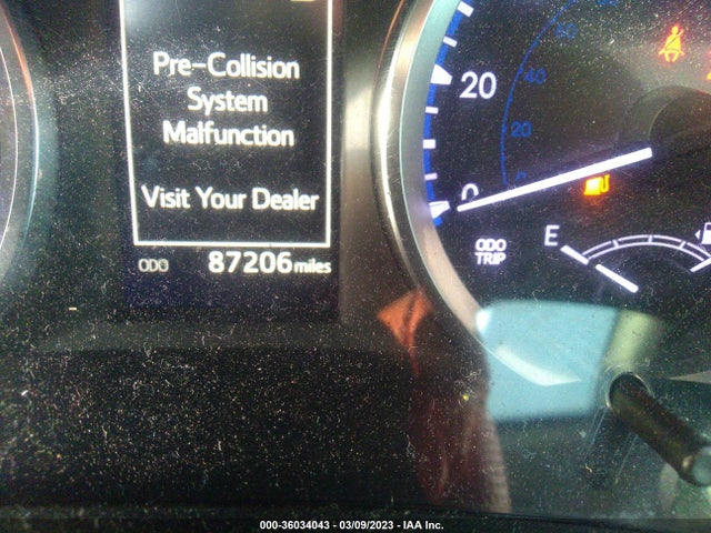 2018 TOYOTA HIGHLANDER LE VIN: 5TDZARFH5JS040613