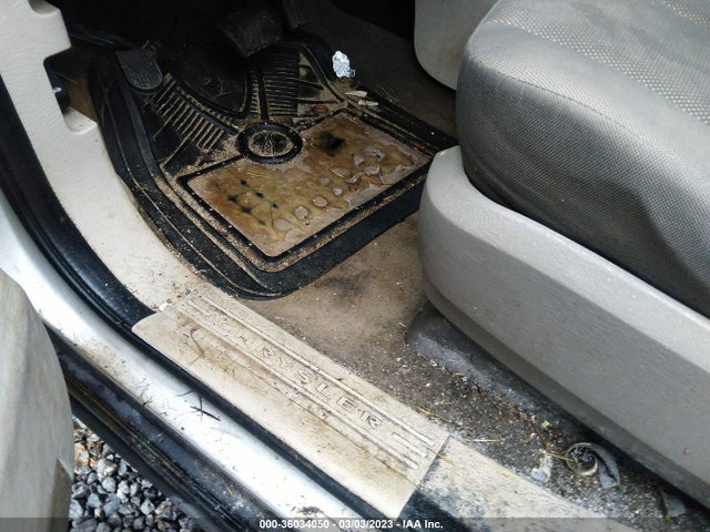 Chrysler Pacifica 2005 2C4GM48L95R424444 Image 7