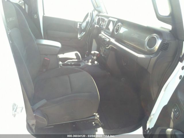 1C4HJXEN9LW214144 Jeep Wrangler Unlimited Sahara