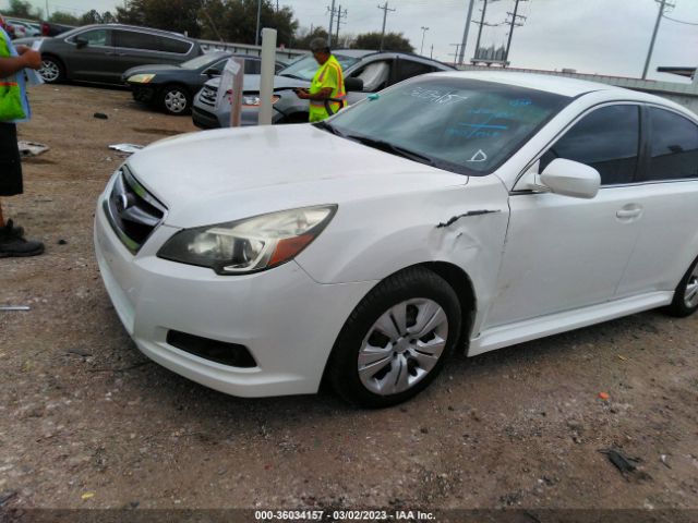 4S3BMCA68E3010895 Subaru Legacy 2.5i