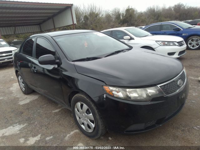 KNAFT4A21B5458285 KIA FORTE LX