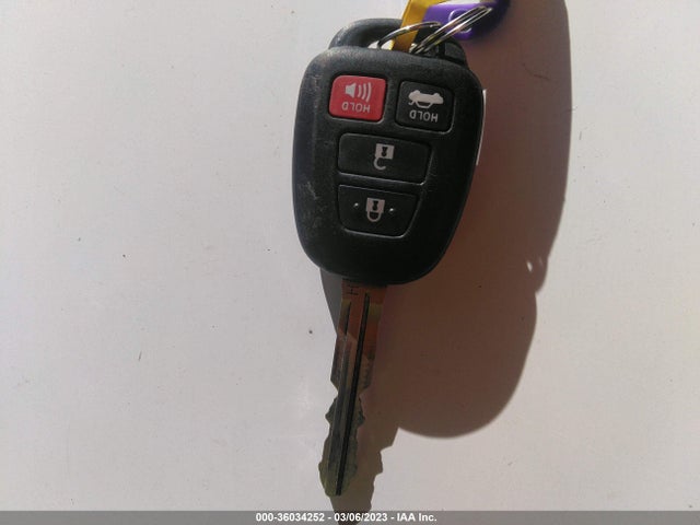 Toyota Corolla L/le/se/xle/xse 2019 5YFBURHE3KP926239 Image 3