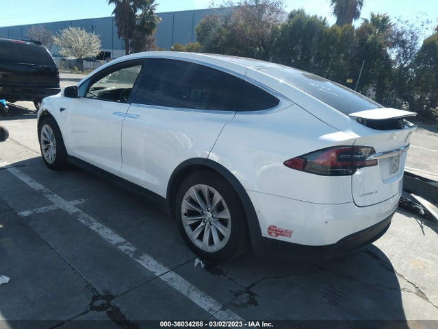 Tesla Model X 70d/90d/75d/60d/p100d 2016 5YJXCBE27GF025548 Image 3