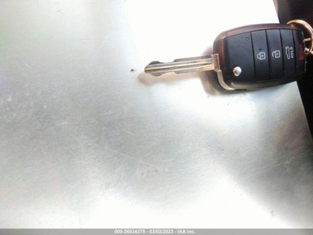 3KPFK4A79HE123600 KIA FORTE LX