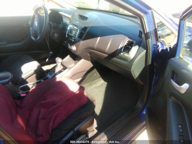 3KPFK4A79HE123600 KIA FORTE LX