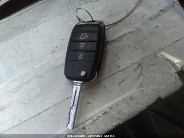 KNDPMCAC9H7129192 KIA Sportage Lx