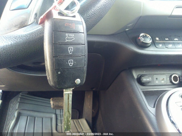 2016 KIA SPORTAGE LX VIN: KNDPB3AC4G7873223