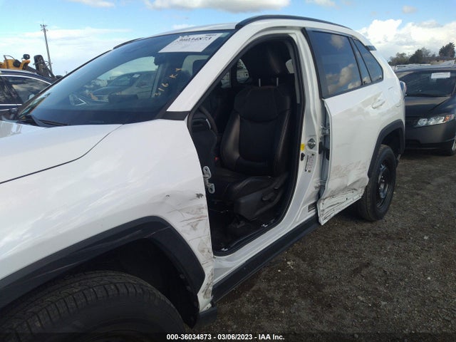 Toyota RAV4 LE 2020 2T3K1RFV7LW066333 Image 8
