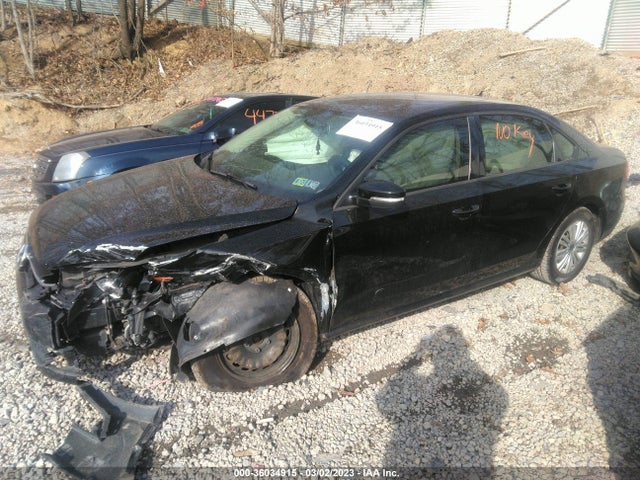1VWAT7A34FC040325 Volkswagen Passat 1.8t S