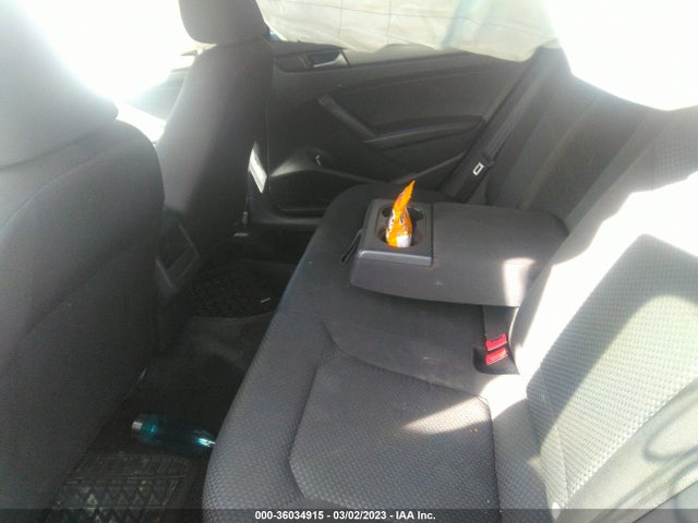 1VWAT7A34FC040325 Volkswagen Passat 1.8t S
