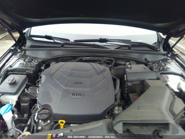 2018 Kia Cadenza, VIN: KNALB4J16J5120456