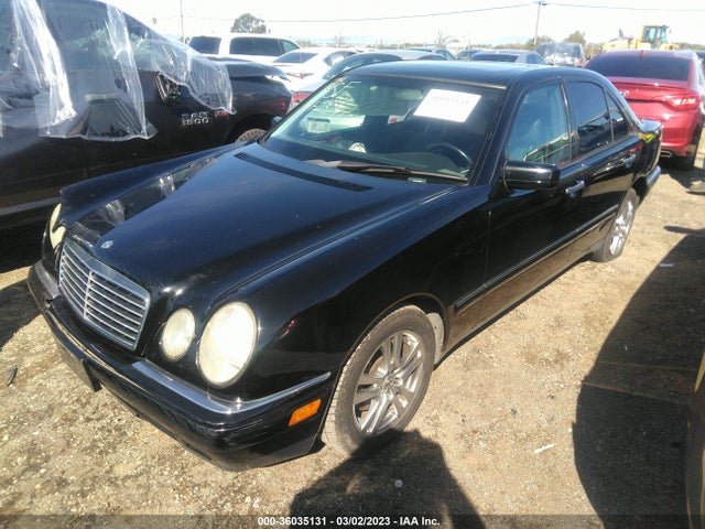 WDBJF65H7XA882565 Mercedes-Benz E-Class