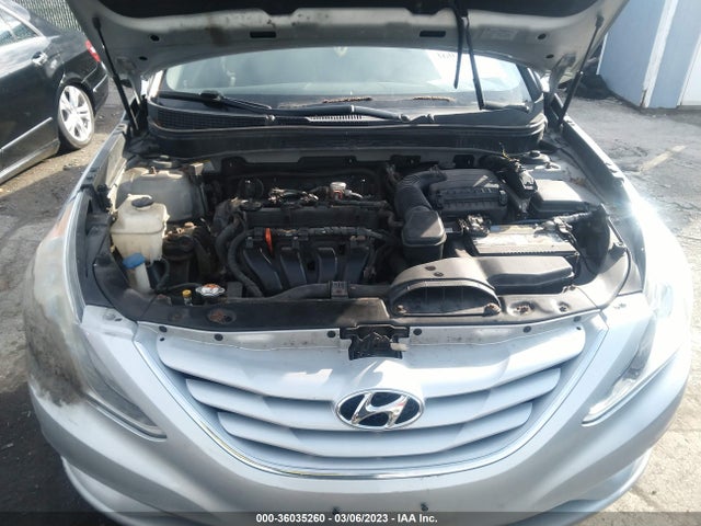 2013 HYUNDAI SONATA GLS VIN: 5NPEB4ACXDH660961