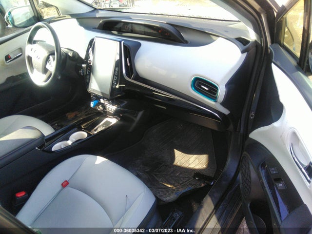 2017 Toyota Prius, VIN: JTDKARFP9H3037606