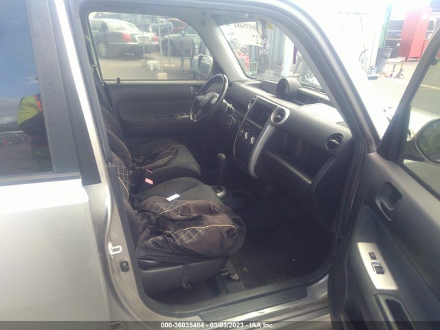 2006 SCION XB VIN: JTLKT324864080252