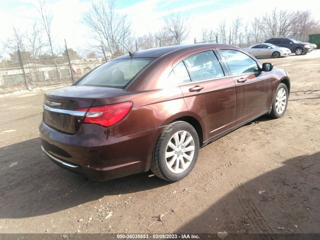 Chrysler 200 2013 1C3CCBBB7DN545432 Image 4