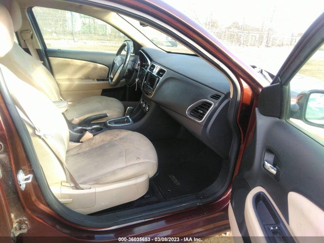 Chrysler 200 2013 1C3CCBBB7DN545432 Image 5