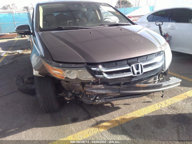 Honda Odyssey Touring 2015 5FNRL5H97FB002711 Image 6