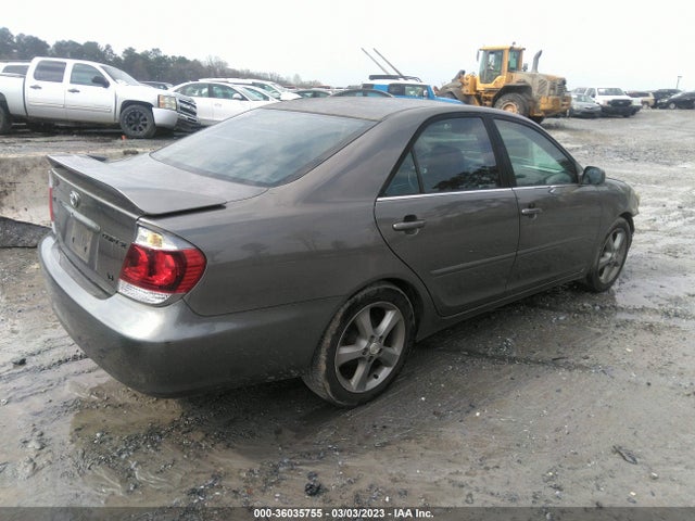 2005 TOYOTA CAMRY SE VIN: 4T1BA30K75U047272