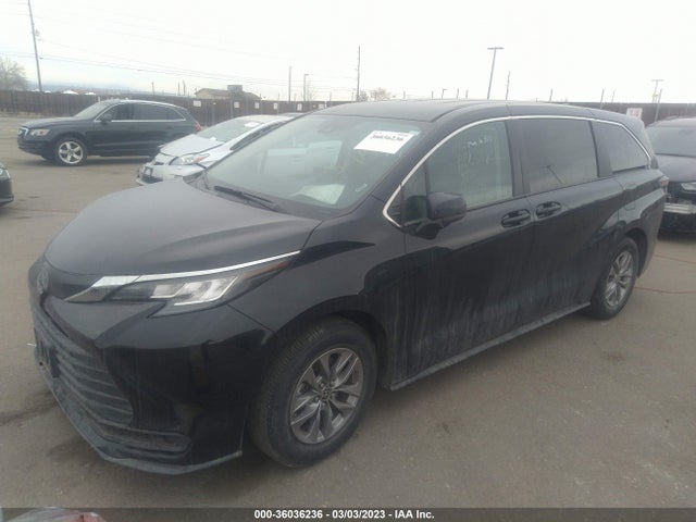 2022 Toyota Sienna, VIN: 5TDKRKEC1NS102456