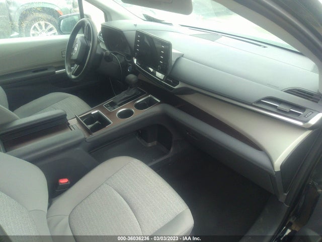 2022 Toyota Sienna, VIN: 5TDKRKEC1NS102456