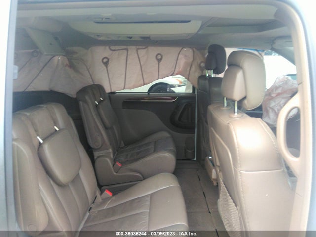 2C4RC1GG4ER249079 Chrysler Town & Country Limited