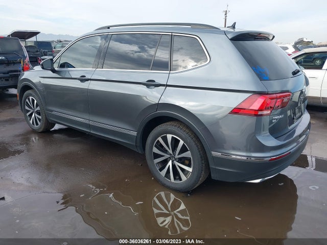 3VV3B7AX8JM184762 Volkswagen Tiguan Sel/se