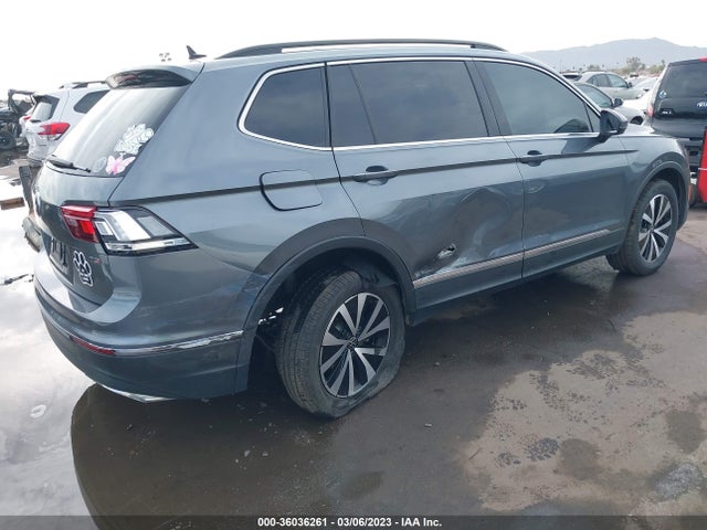 3VV3B7AX8JM184762 Volkswagen Tiguan Sel/se