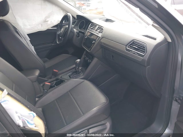 3VV3B7AX8JM184762 Volkswagen Tiguan Sel/se