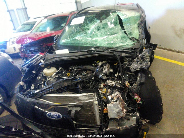 1FMCU9J92LUA58476 Ford Escape Titanium