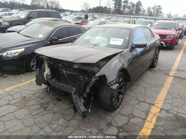 Chrysler 300 300s 2018 2C3CCABT9JH308237 Image 2