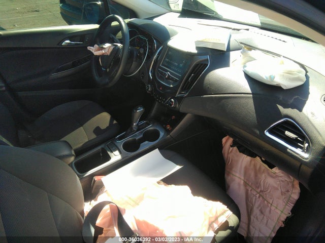 Chevrolet CRUZE LT 2018 1G1BE5SMXJ7242075 Image 7