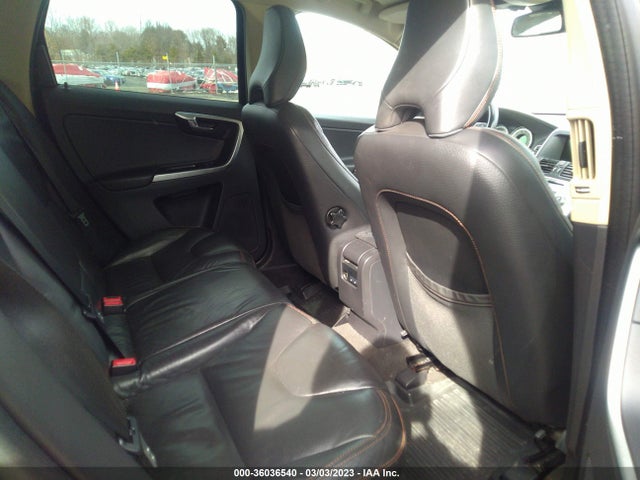 Volvo Xc60 3.2l 2011 YV4940DZ8B2185598 Image 9
