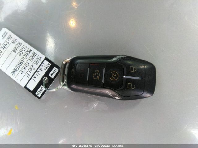 1FA6P8AM9F5385744 Ford Mustang V6