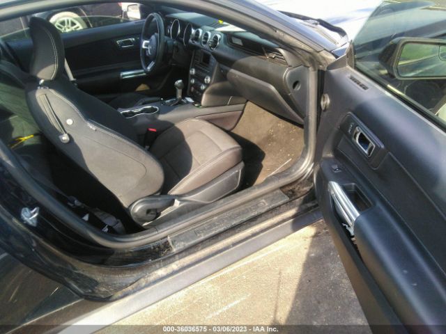 1FA6P8AM9F5385744 Ford Mustang V6