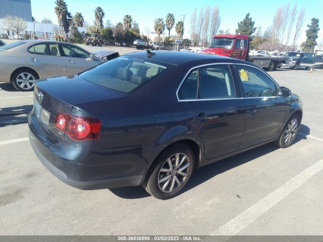 3VWRZ7AJ3AM049413 Volkswagen Jetta Sedan Se