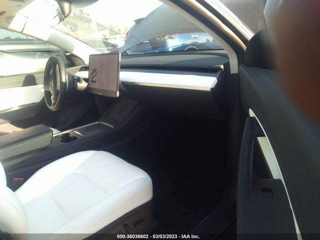 5YJYGDEE2MF216224 Tesla Model Y Long Range