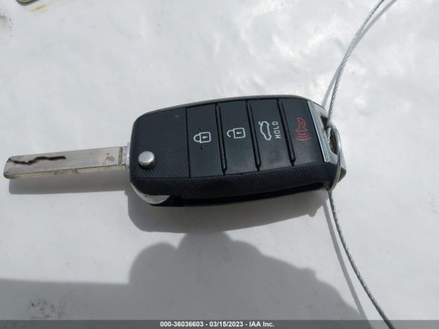 5XXGT4L39KG366186 KIA Optima Lx