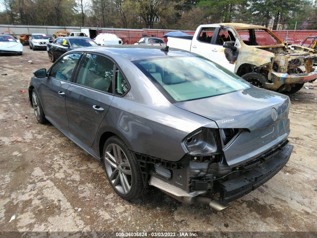 1VWAA7A35JC048304 Volkswagen Passat 2.0t S/r-line