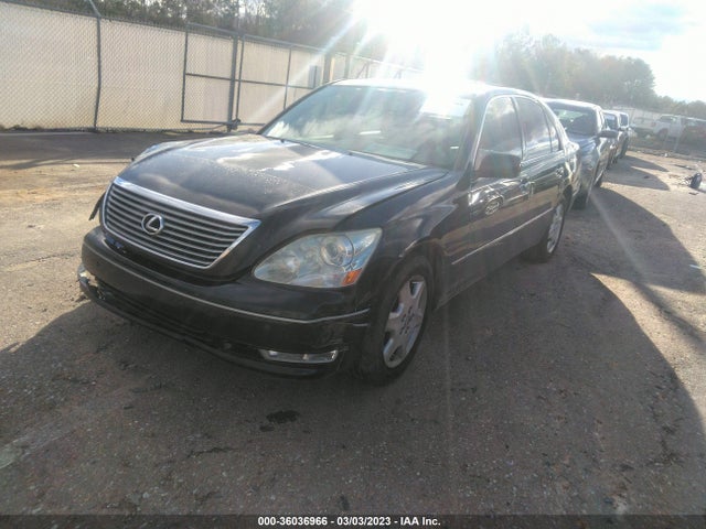 Lexus LS 430 2004 JTHBN36F640145166 Image 2