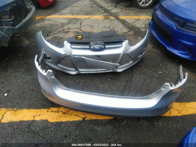 2012 FORD FOCUS TITANIUM VIN: 1FAHP3J27CL187701