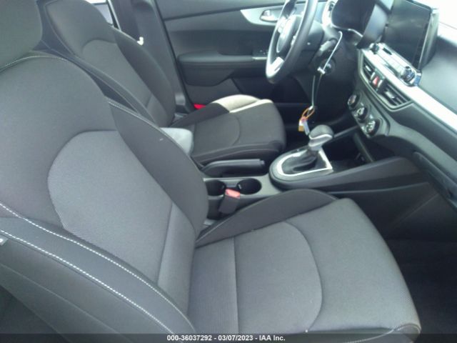3KPF24AD8PE554756 KIA Forte Lxs