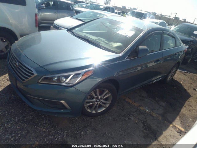 Hyundai SONATA SE 2017 5NPE24AF8HH511464 Image 2
