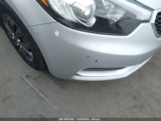 KNAFK4A62G5577573 KIA FORTE LX