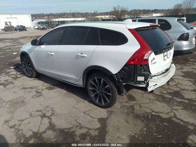 2016 Volvo V60, VIN: YV4612HM7G1004901
