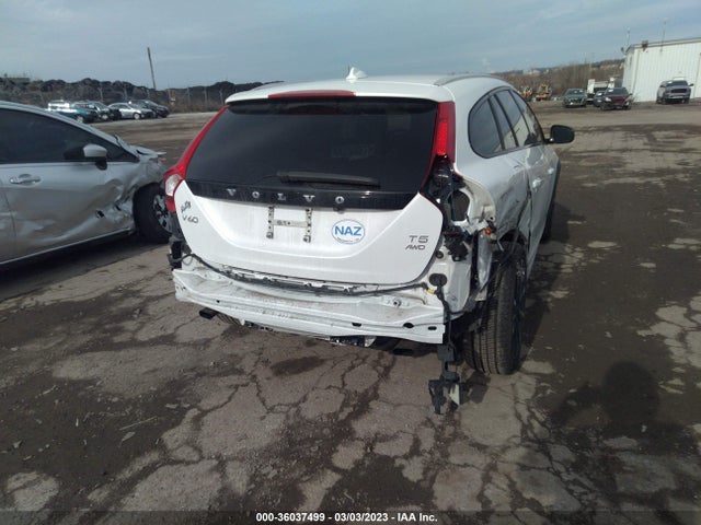 2016 Volvo V60, VIN: YV4612HM7G1004901